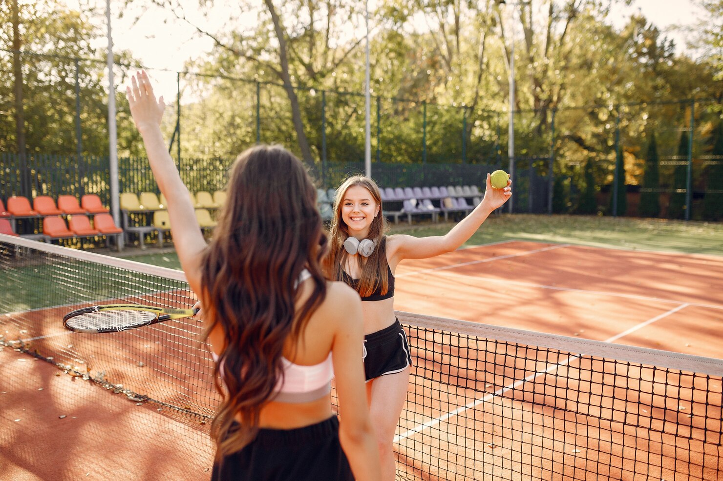 chicas guapas elegantes cancha tenis 1157 35323